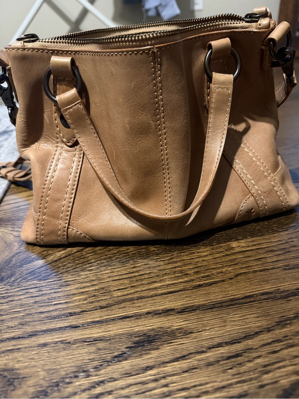 Frye Classic Tan Leather Women's Satchel - Versatile Everyday Handbag
